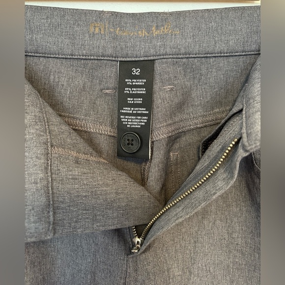 TravisMathew Open to Close Golf
Pants , sz : 32 - Picture 6 of 7